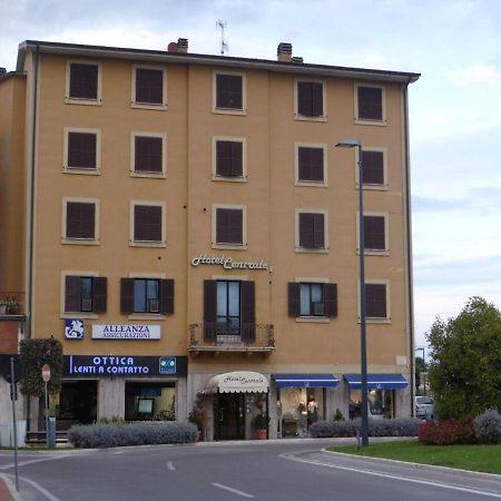 Hotel Centrale К'юзі Екстер'єр фото